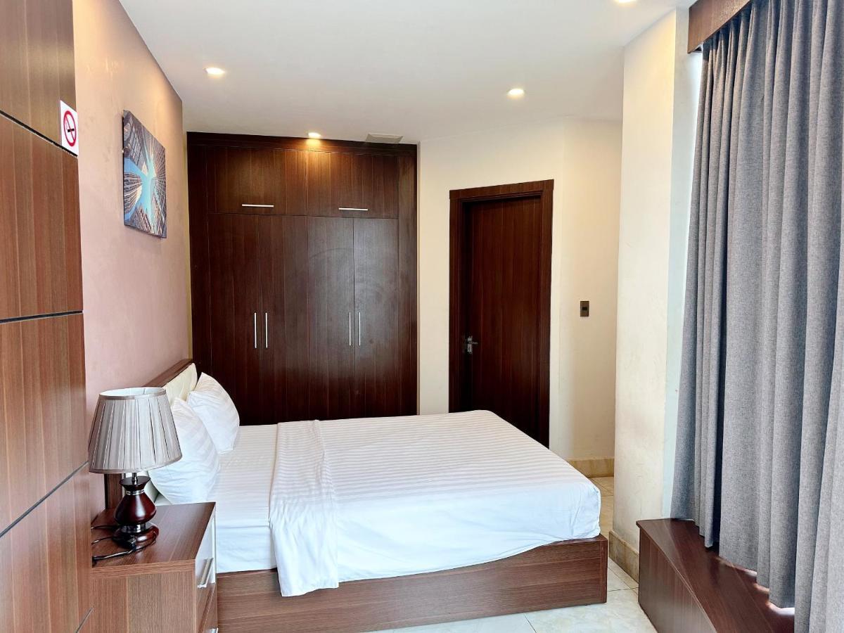 Quoc Thanh Hotel Long Khanh エクステリア 写真