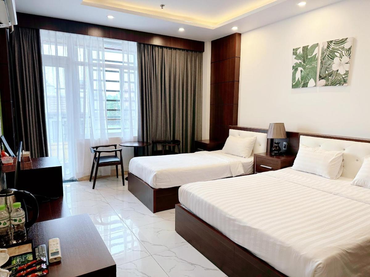 Quoc Thanh Hotel Long Khanh エクステリア 写真
