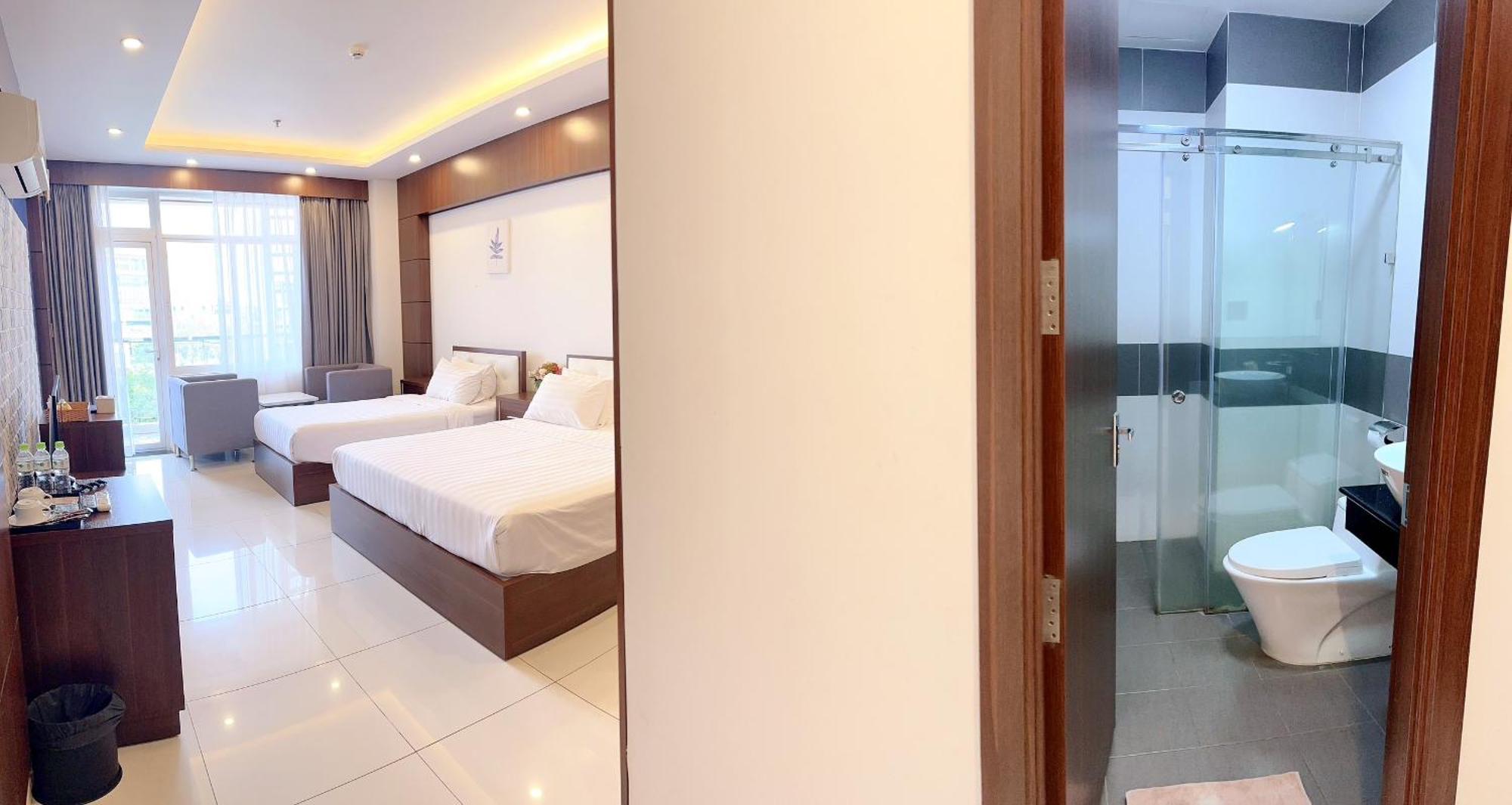 Quoc Thanh Hotel Long Khanh エクステリア 写真